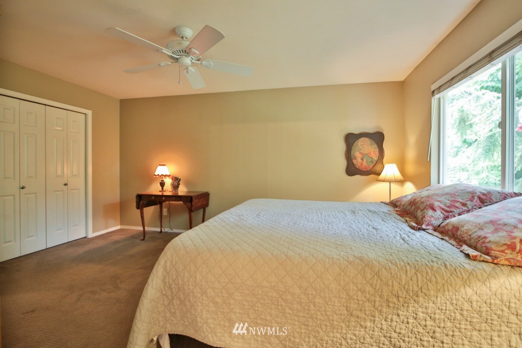 5308 Picnic Point Road Edmonds, WA 98026 - Photo 15 of 25 Gallery Image 15
