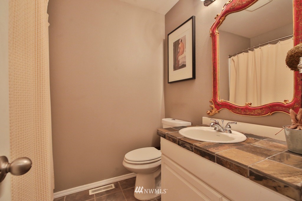 5308 Picnic Point Road Edmonds, WA 98026 - Photo 20 of 25 Gallery Image 20