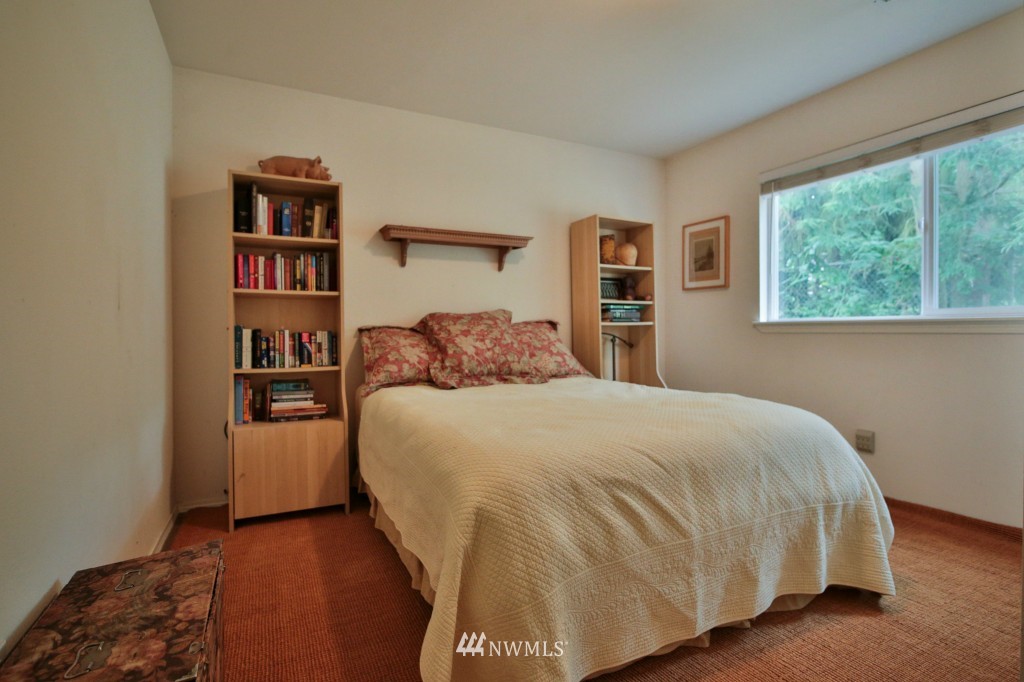 5308 Picnic Point Road Edmonds, WA 98026 - Photo 23 of 25 Gallery Image 23