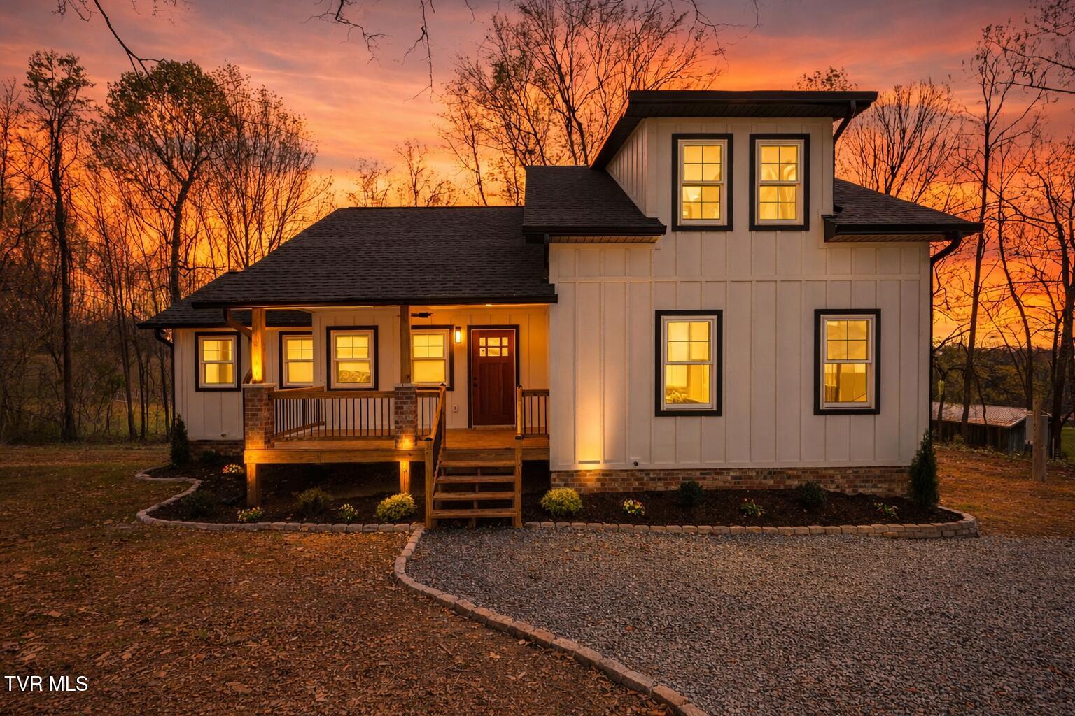 124 Hidden Valley Road