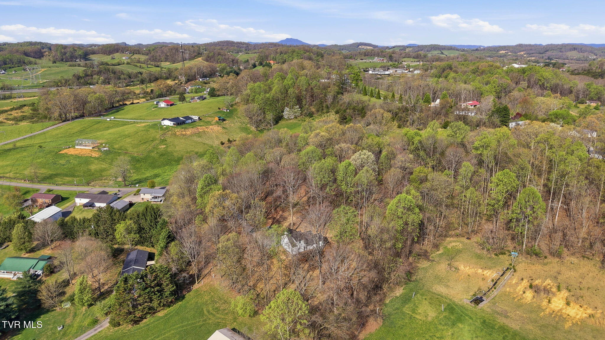 124 Hidden Valley Road Kingsport, TN 37663 - Photo 36 of 39 124 Hidden Valley Road