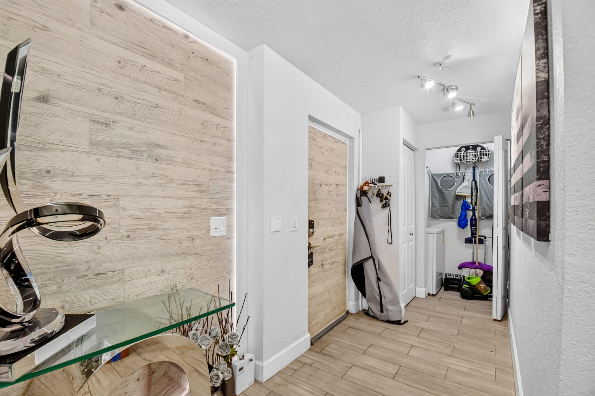 1690 Renaissance Commons Boulevard, Unit 1224 Boynton Beach, FL 33426 - Photo 27 of 47 2-web-or-mls-DSC_3714