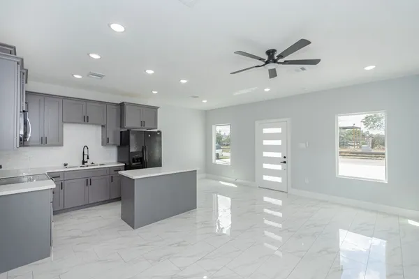 $1,500 | 6513 Avenue B, Unit A, Houston, TX 77011