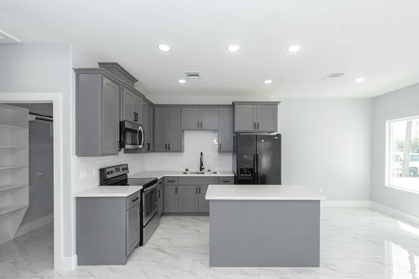 $1,500 | 6513 Avenue B, Unit A, Houston, TX 77011