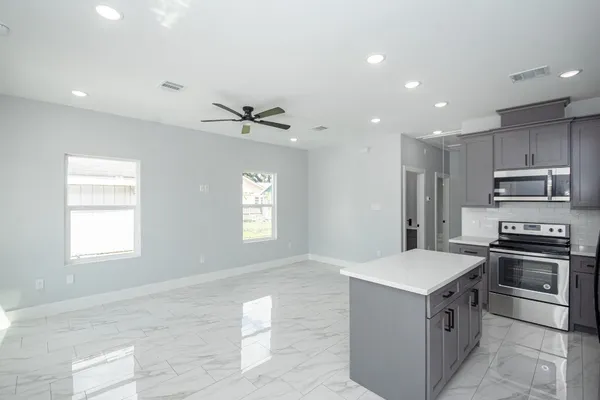 $1,500 | 6513 Avenue B, Unit A, Houston, TX 77011