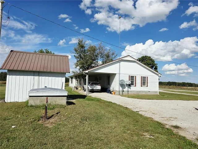 $215,000 | 14750 Polly Road, Pleasanton, KS 66075