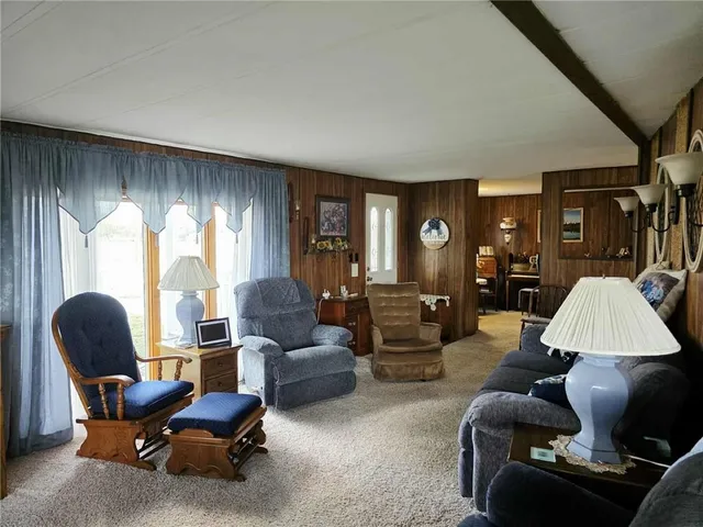 $215,000 | 14750 Polly Road, Pleasanton, KS 66075