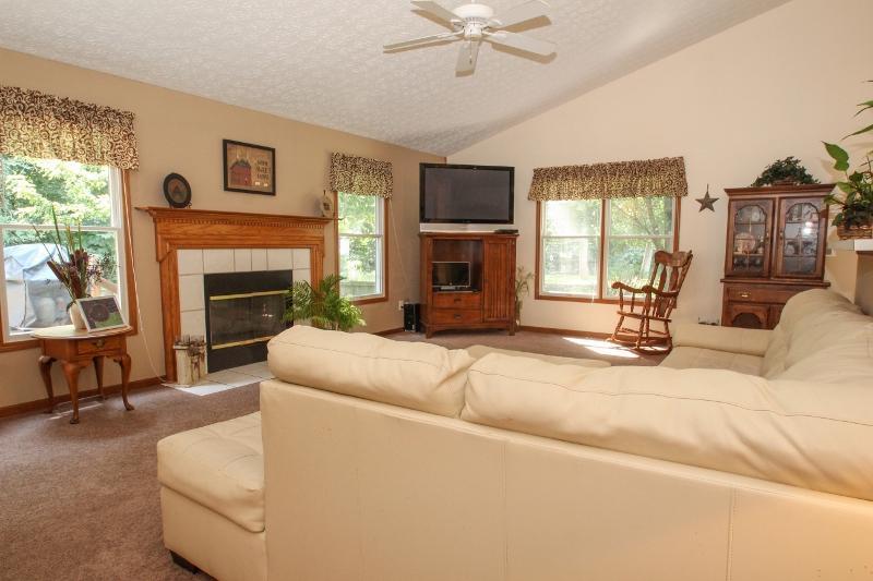 9825 Lynns Road Southwest Etna, OH 43062 - Photo 13 of 43