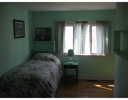 169 Rhoda Street Quincy, MA 02169 - Photo 4 of 6 Gallery Image 4