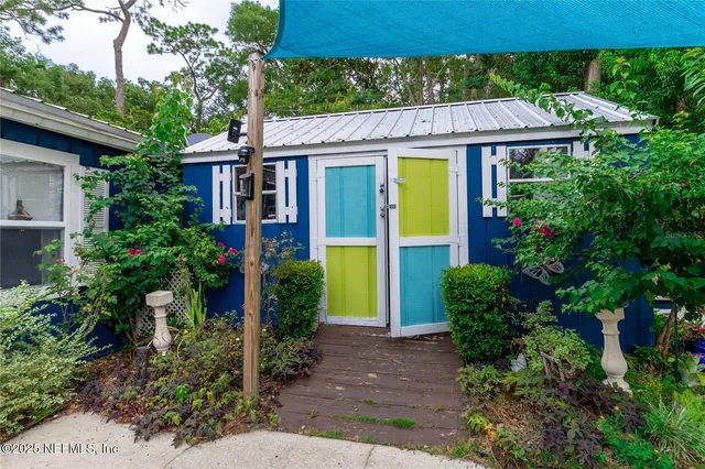 $389,900 | 560 Live Oak Avenue, Keystone Heights, FL 32656