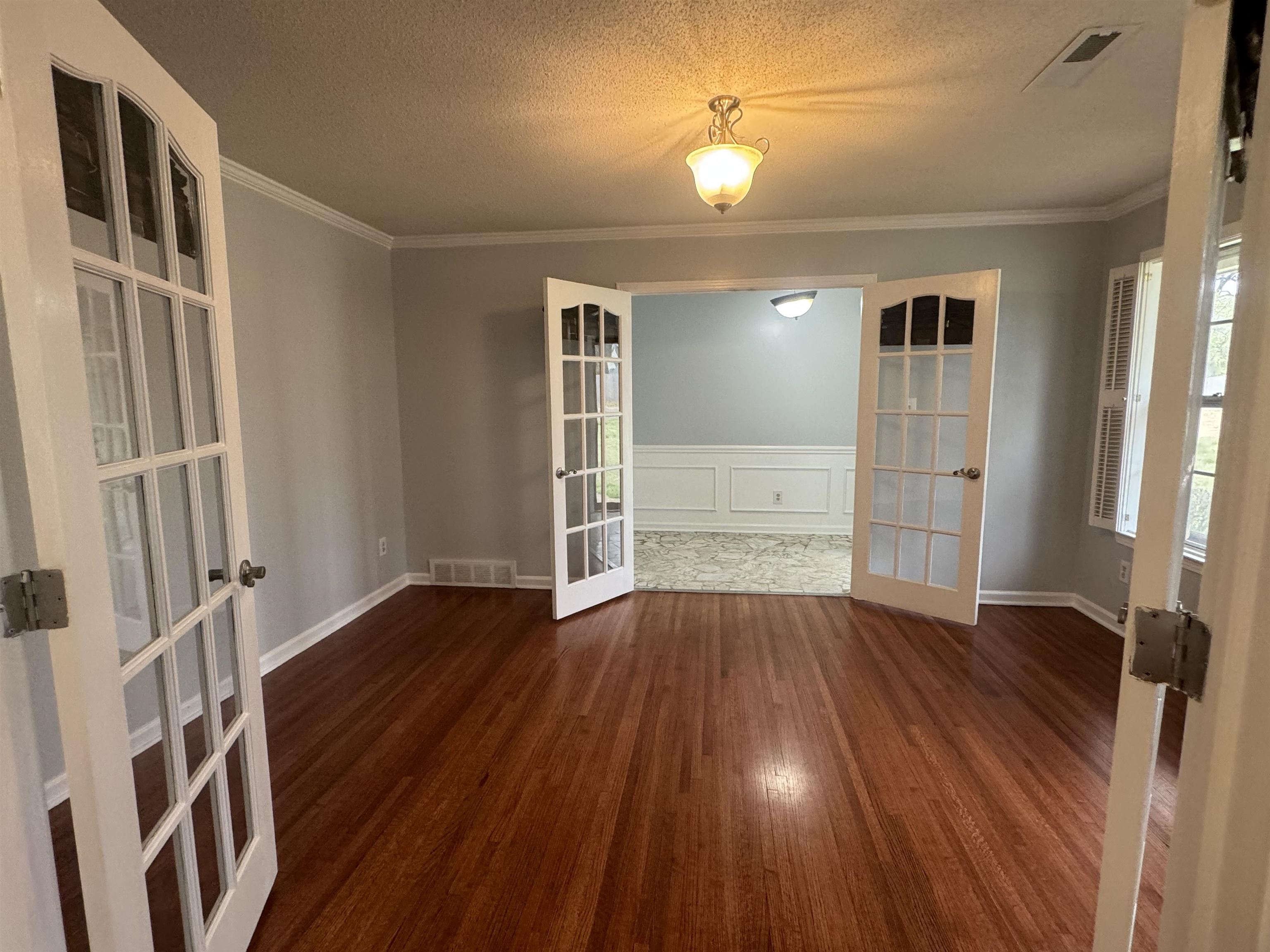 2523 Howard Road Germantown, TN 38138 - Photo 5 of 21 Gallery Image 5