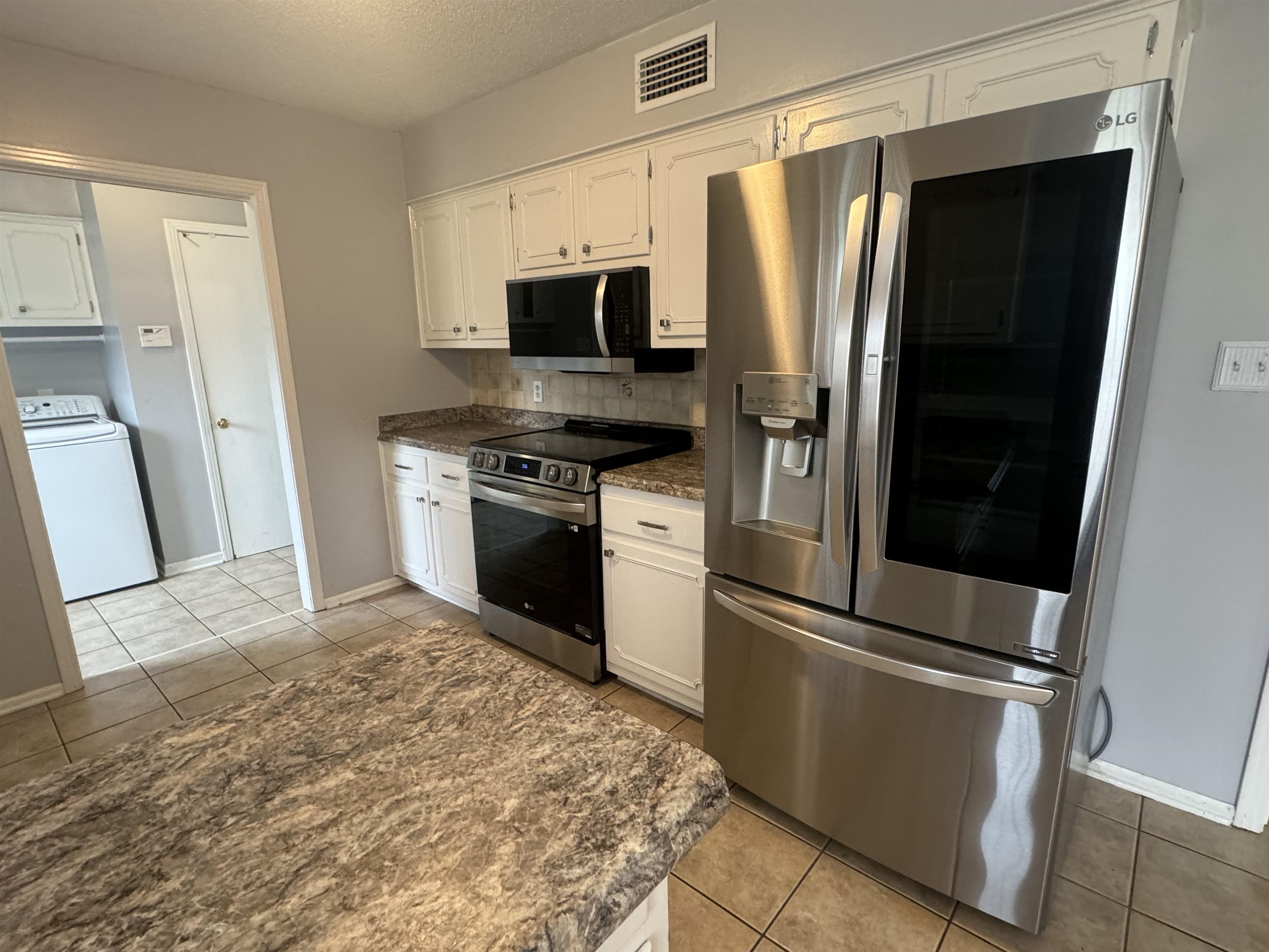 2523 Howard Road Germantown, TN 38138 - Photo 10 of 21 Gallery Image 10