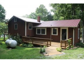 134 Herman Peters Road Elizabethton, TN 37643 - Photo 2 of 13 Photo 2