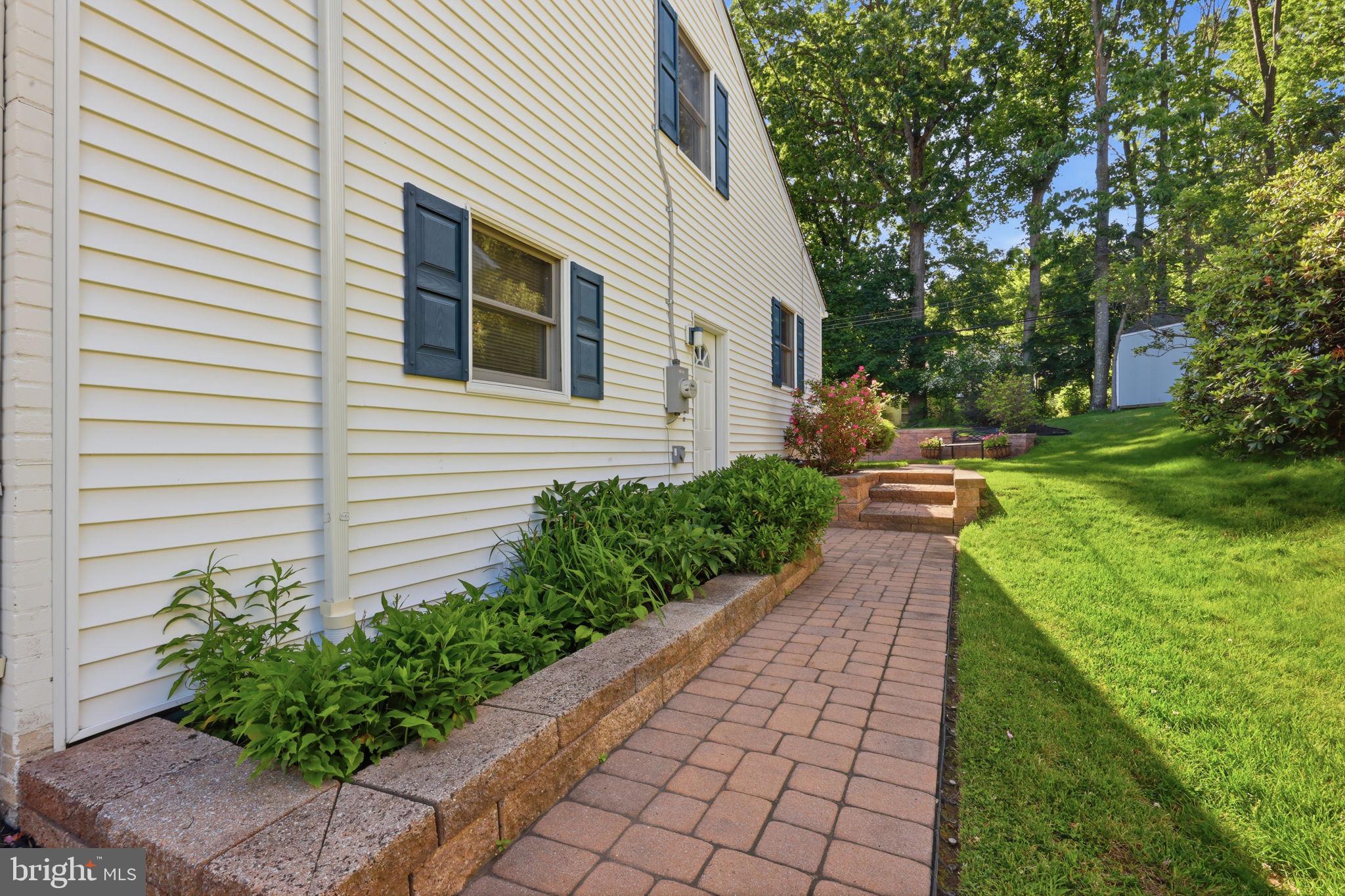 186 Windmill Road Willow Grove, PA 19090 - Photo 33 of 39 Gallery Image 33
