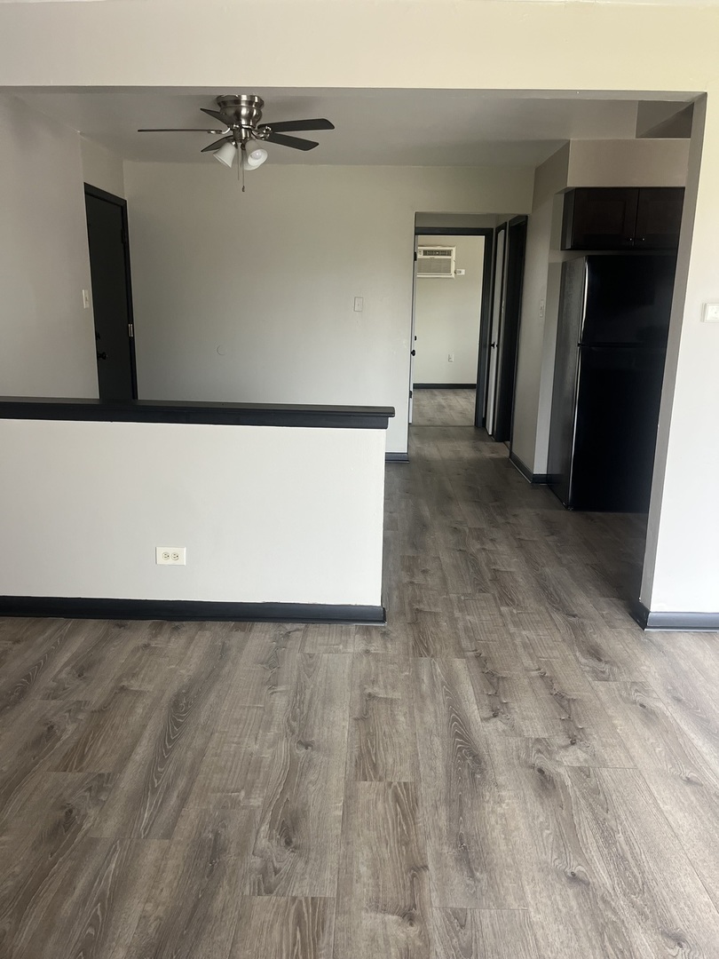 7041 99th Street, Unit 3W Chicago Ridge, IL 60415 - Photo 5 of 9 Gallery Image 5