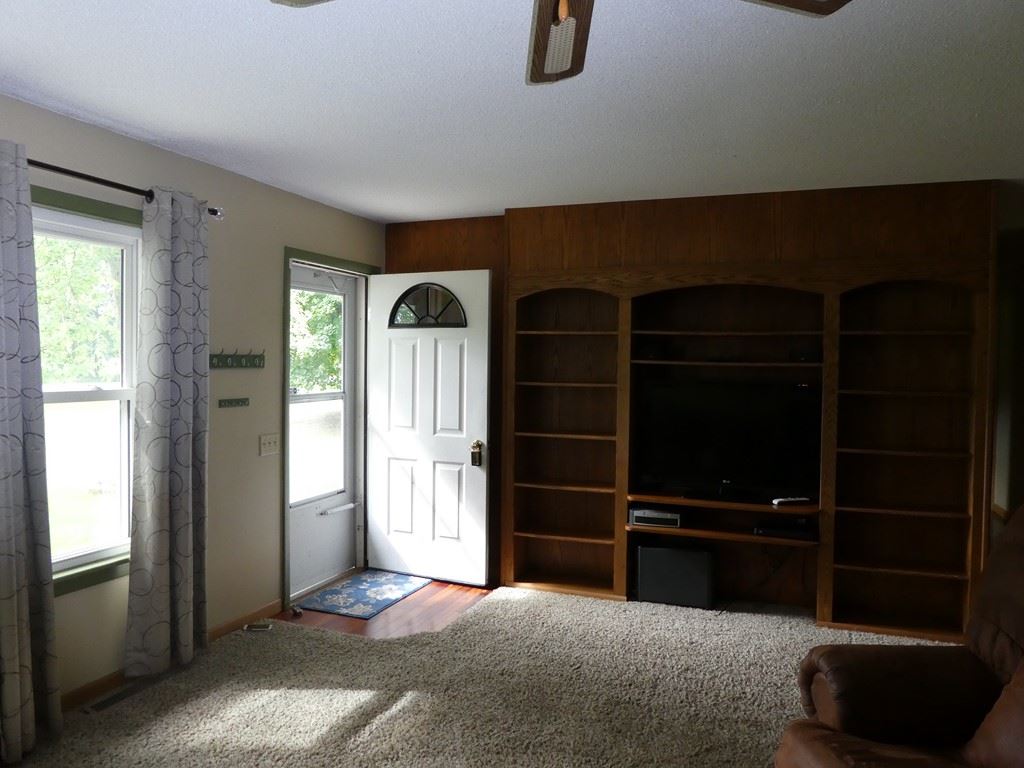 5200 West River Road Mount Pleasant, MI 48858 - Photo 12 of 34 1823484-11.JPG
