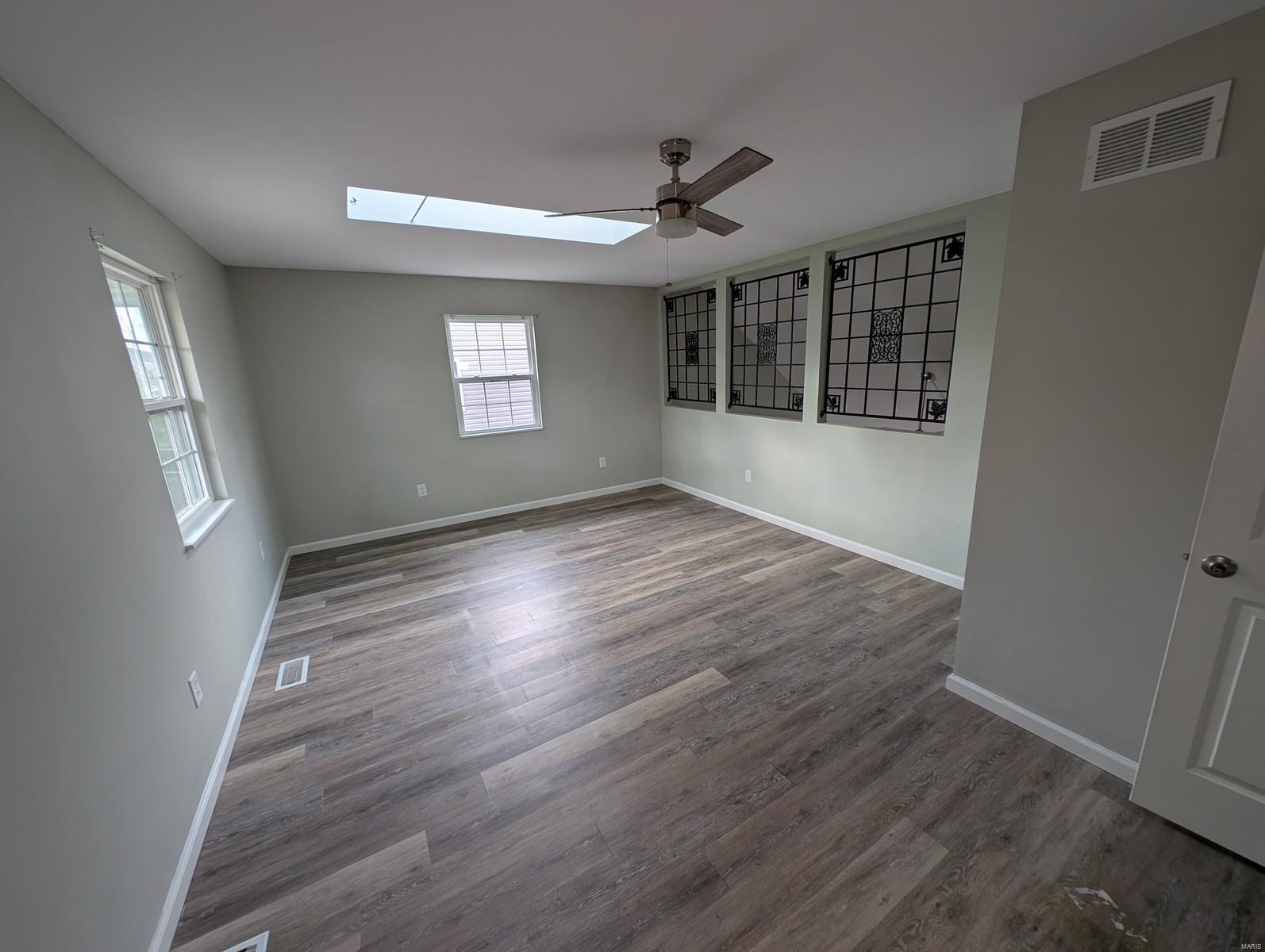 2220 Greenfield Drive Belleville, IL 62221 - Photo 14 of 22