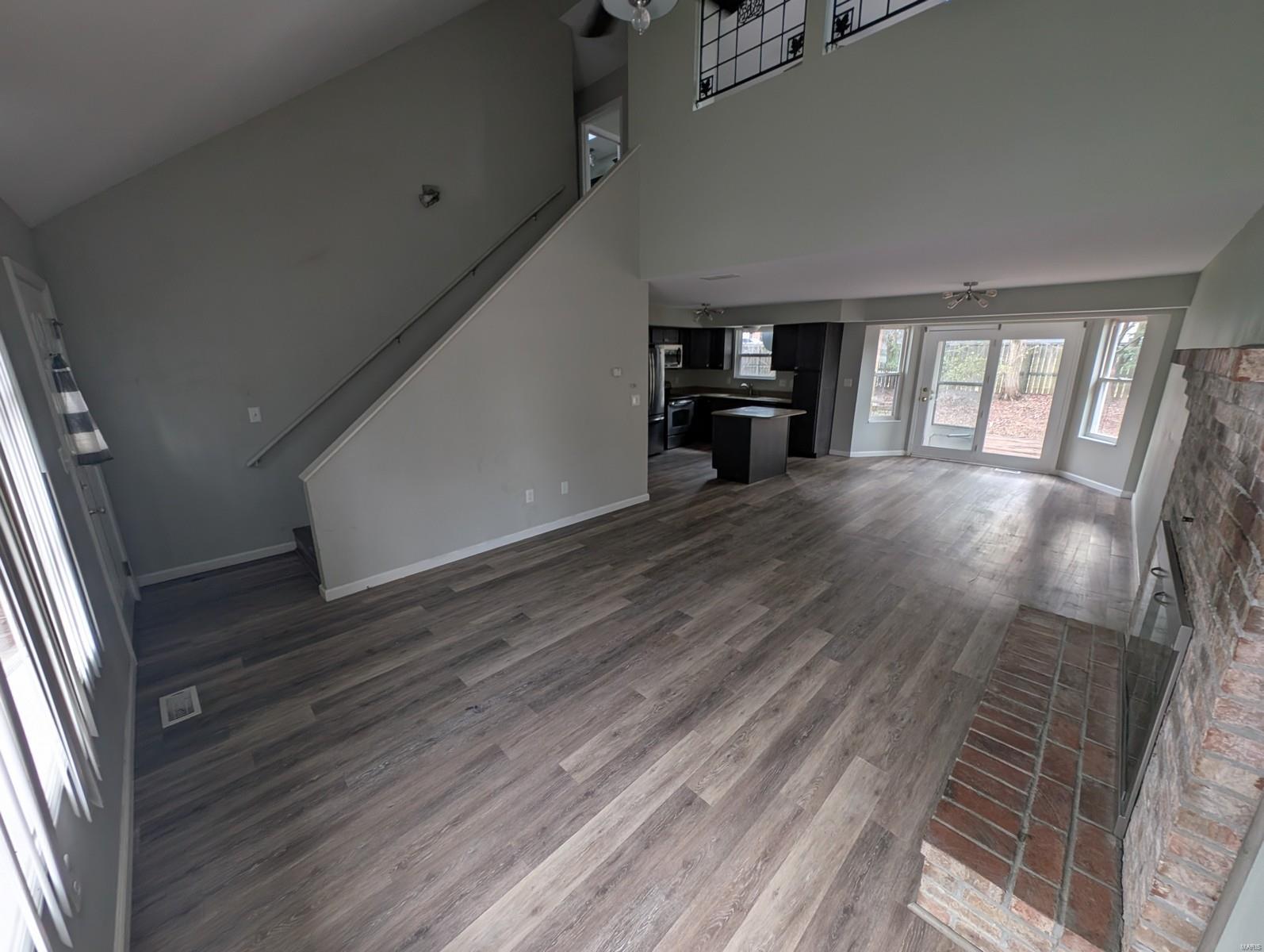 2220 Greenfield Drive Belleville, IL 62221 - Photo 4 of 22