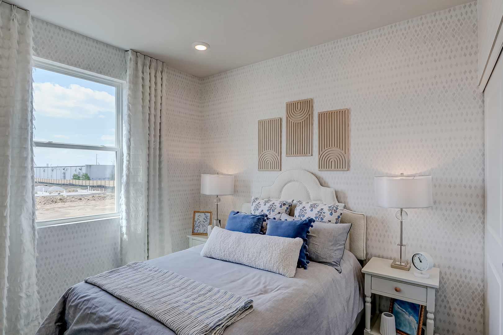 546 Comstock Road South Elgin, IL 60177 - Photo 28 of 31 a bedroom with a bed and a night stand