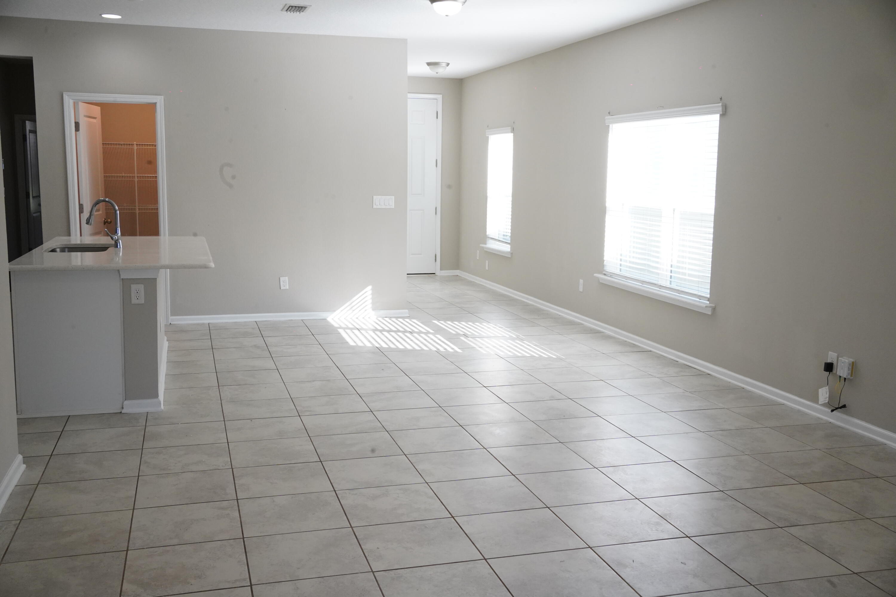 855 Sycamore Way Orange Park, FL 32073 - Photo 15 of 79 DSC03221