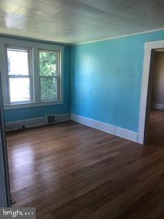 230 Gibbsboro Road Clementon, NJ 08021 - Photo 2 of 23