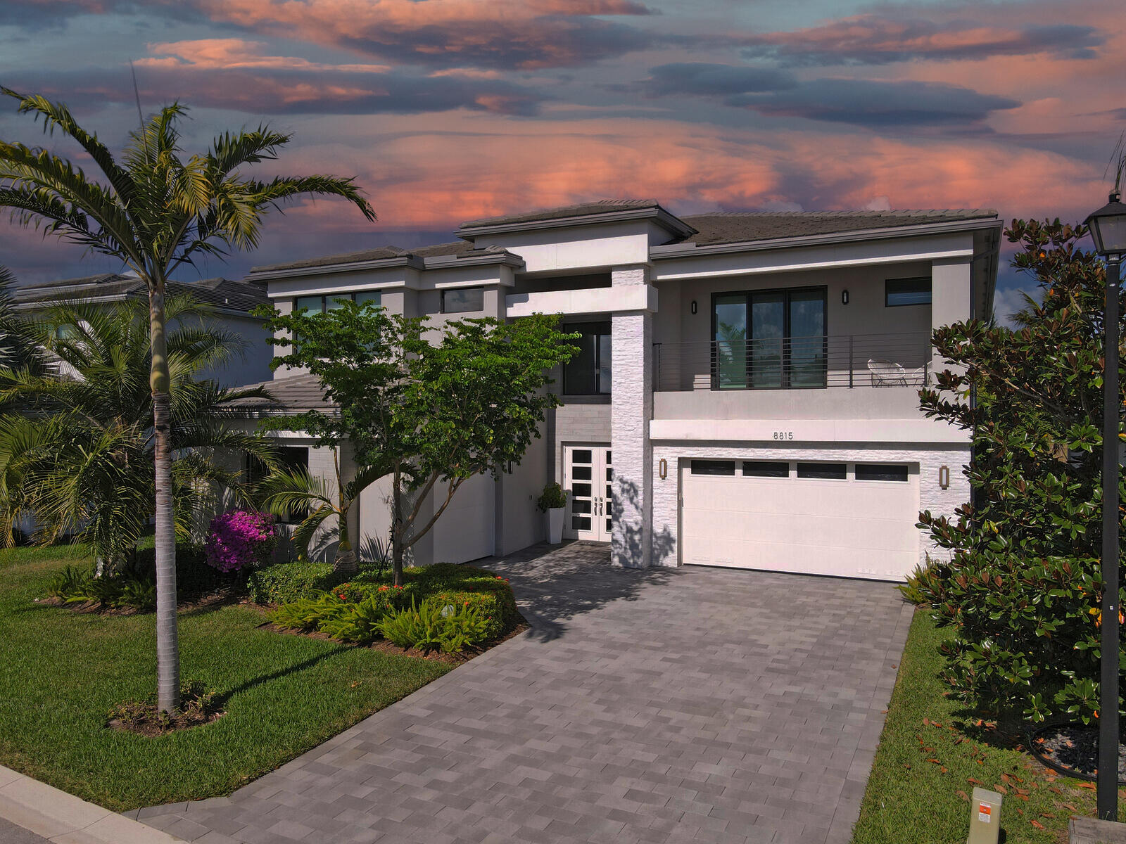 FRONT OF HOUSE