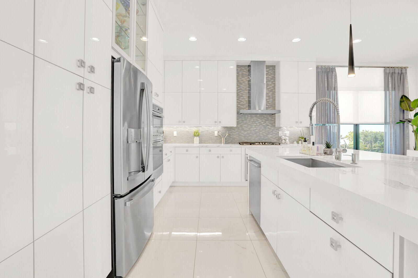 8815 Skyward Street Boca Raton, FL 33496 - Photo 16 of 109 GOURMET KITCHEN