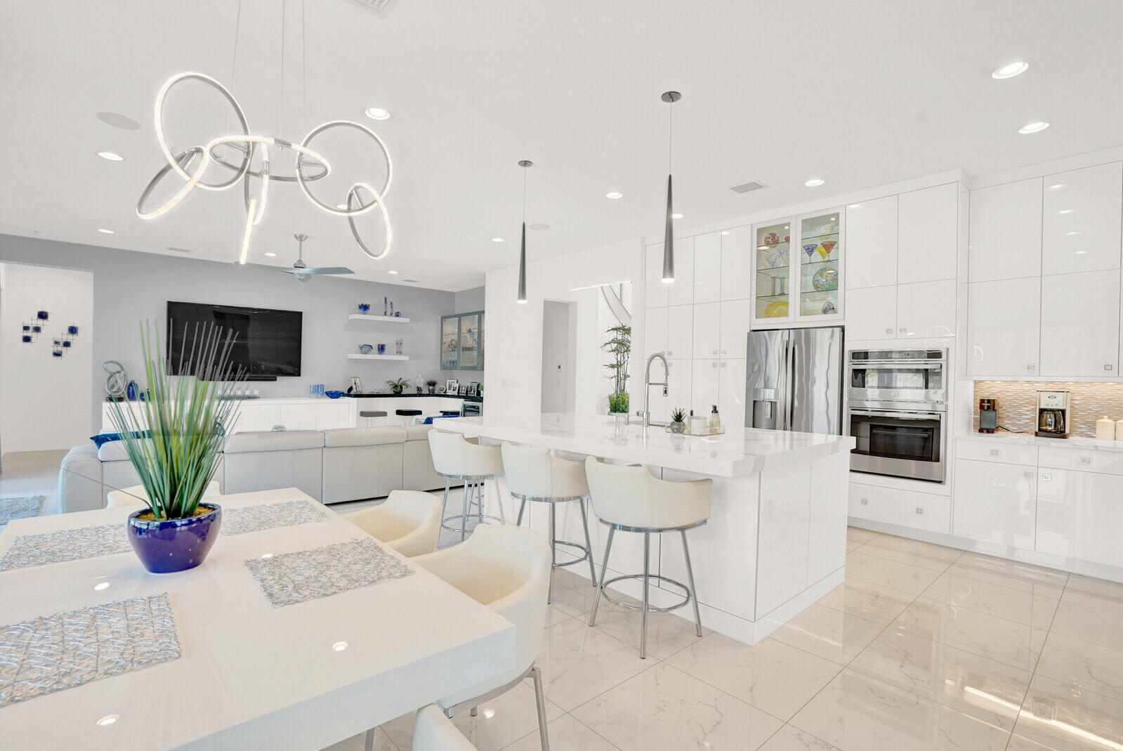 8815 Skyward Street Boca Raton, FL 33496 - Photo 20 of 109 KITCHEN