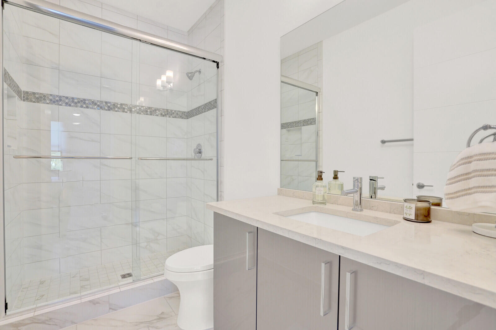 8815 Skyward Street Boca Raton, FL 33496 - Photo 59 of 109 BATHROOM
