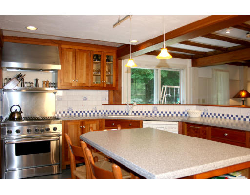 49 Willis Road Sudbury, MA 01776 - Photo 11 of 30
