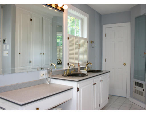 49 Willis Road Sudbury, MA 01776 - Photo 19 of 30