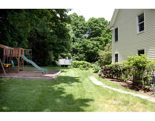 49 Willis Road Sudbury, MA 01776 - Photo 28 of 30