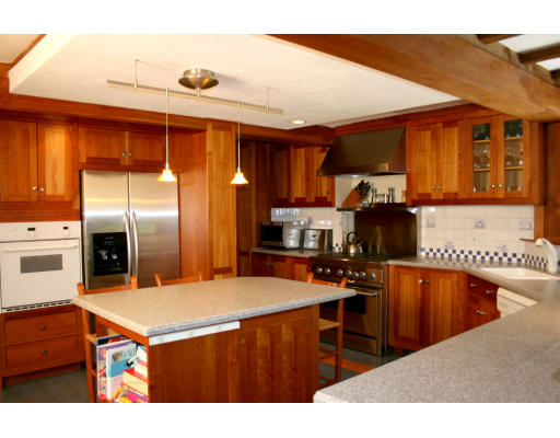 49 Willis Road Sudbury, MA 01776 - Photo 9 of 30