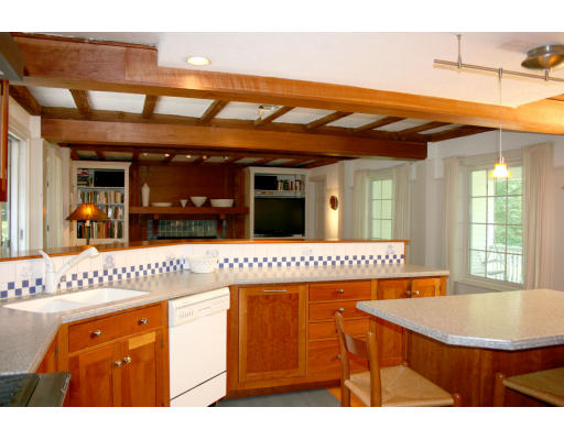 49 Willis Road Sudbury, MA 01776 - Photo 10 of 30