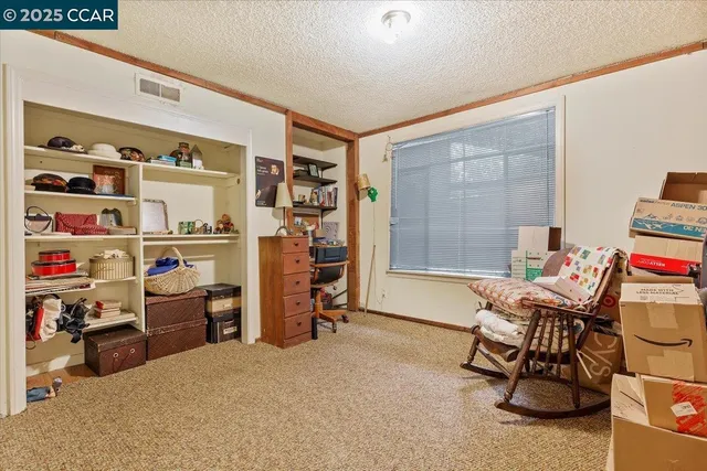 a view of a storage & utility room