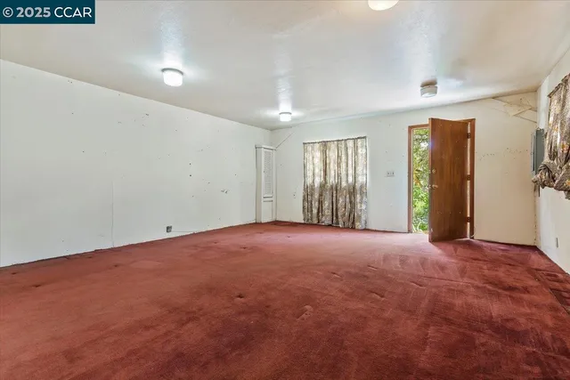 $950,000 | 19 VÃa Floreado, Orinda, CA 94563