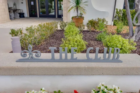 $1,399,000 | 7957 Auberge Circle, San Diego, CA 92127