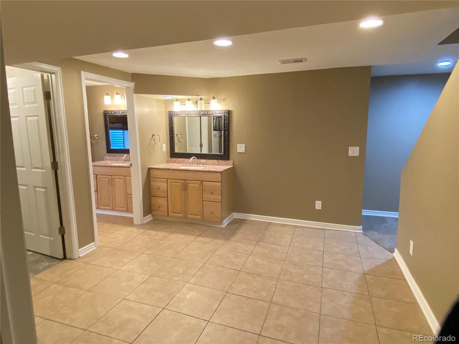 9638 Pinebrook Street Highlands Ranch, CO 80130 - Photo 34 of 35 Gallery Image 34