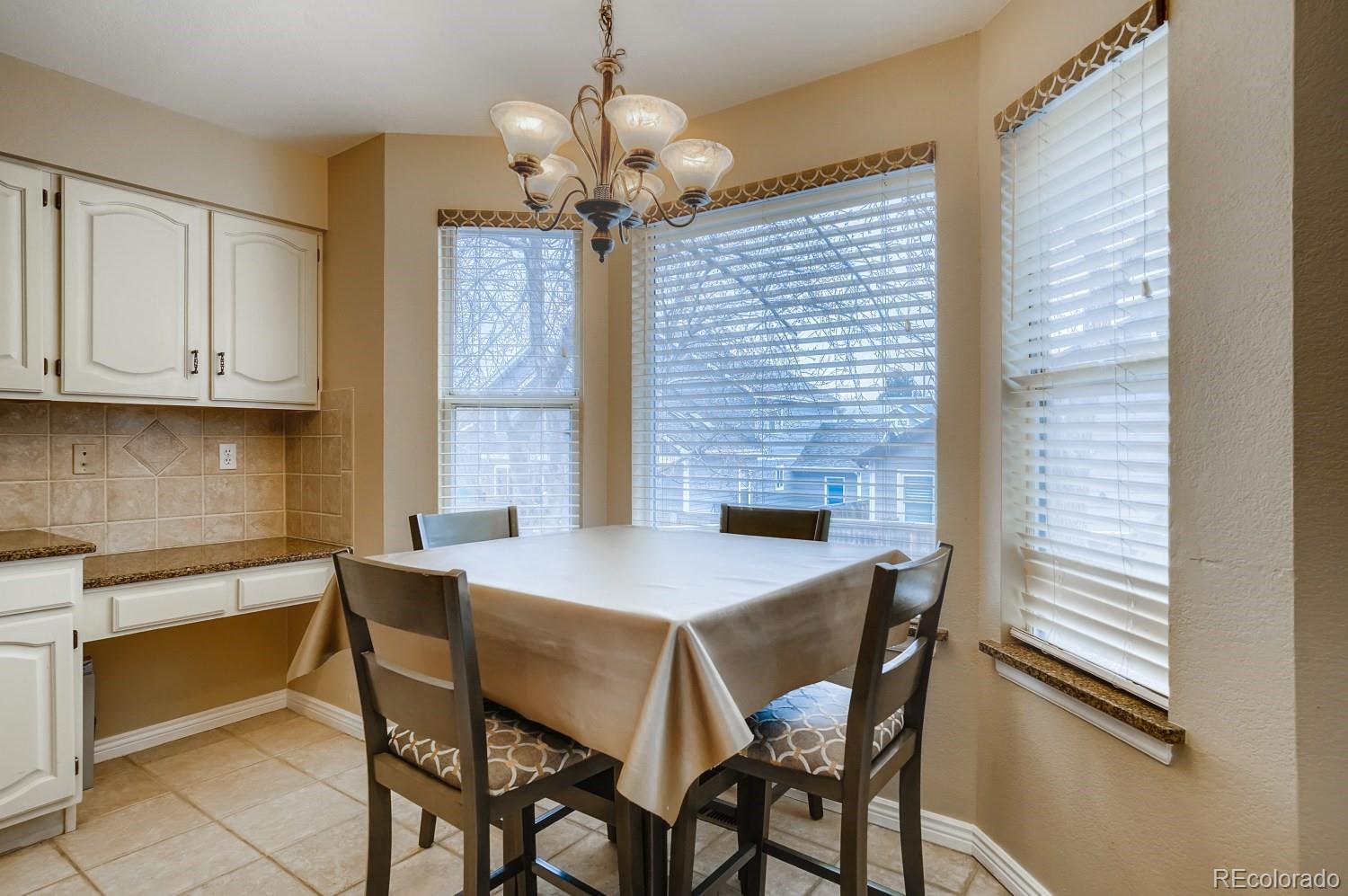 9638 Pinebrook Street Highlands Ranch, CO 80130 - Photo 8 of 35 Gallery Image 8