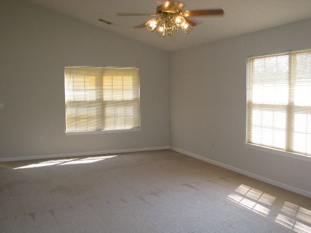 207 Springview Drive Anderson, SC 29625 - Photo 4 of 5 Gallery Image 4