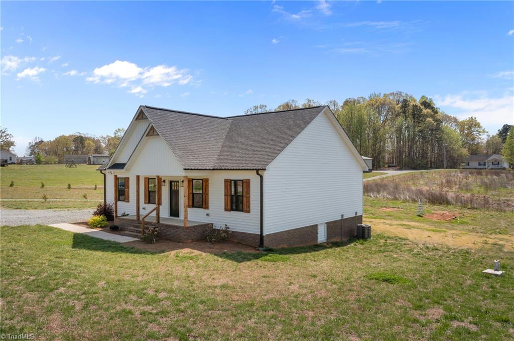 6450 Whites Chapel Road Liberty, NC 27298 - Photo 2 of 39