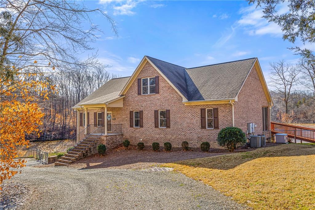 531 Straw House Road Reidsville, NC 27320 - Photo 6 of 50 Gallery Image 6