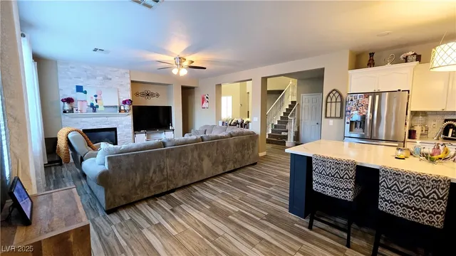 $3,750 | 9195 Arbor Glen Street, Las Vegas, NV 89123