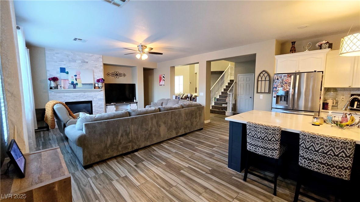 9195 Arbor Glen Street Las Vegas, NV 89123 - Photo 5 of 39