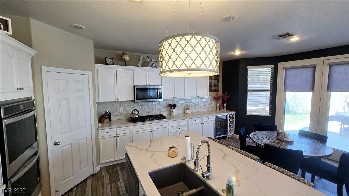 9195 Arbor Glen Street Las Vegas, NV 89123 - Photo 7 of 39