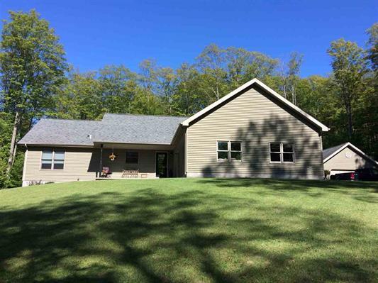1825 Abbey Road Petoskey, MI 49770 - Photo 22 of 26 Gallery Image 22