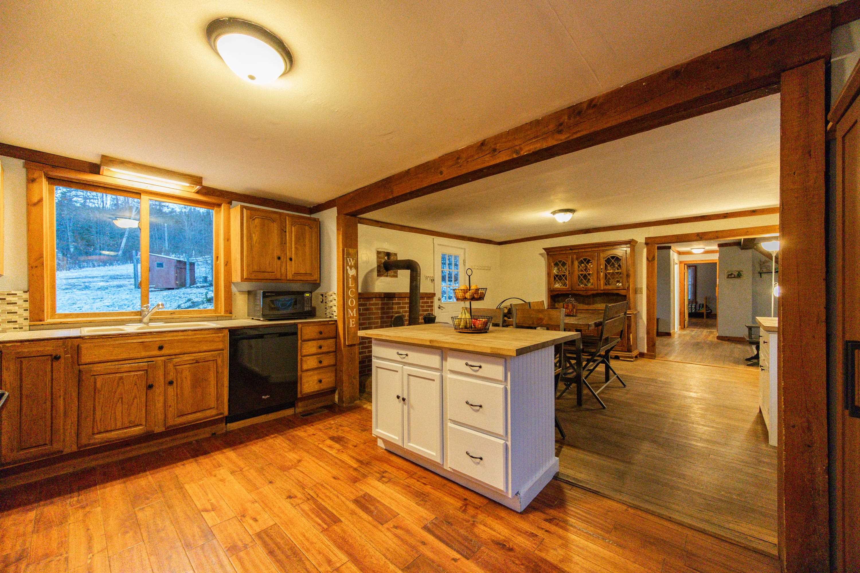 529 Highway 25 Warren, NH 03279 - Photo 17 of 40