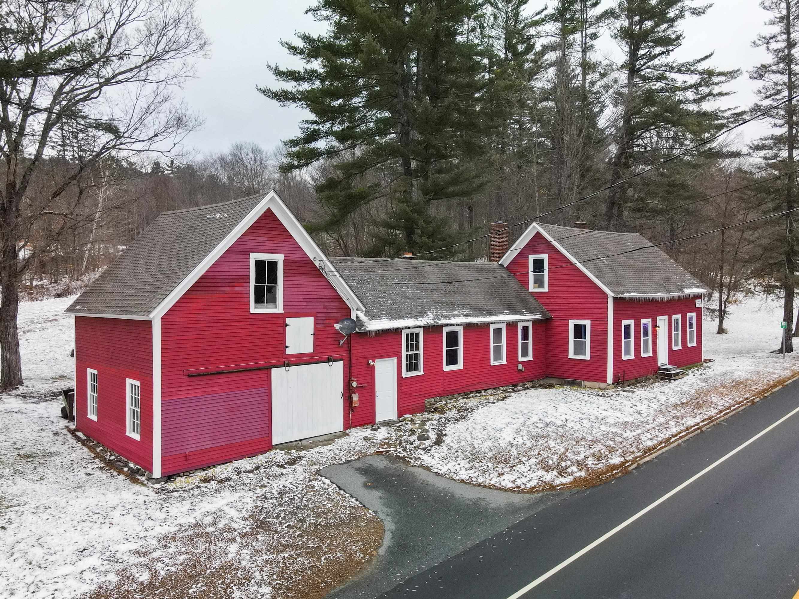 529 Highway 25 Warren, NH 03279 - Photo 2 of 40