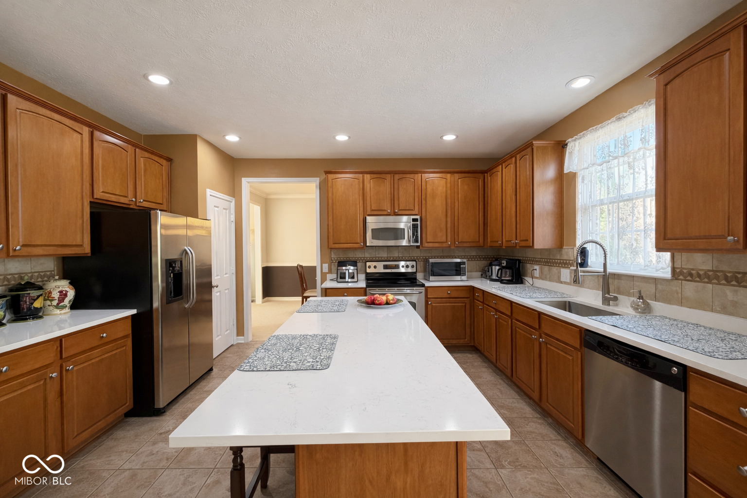 3938 Dolan Way Carmel, IN 46074 - Photo 15 of 39