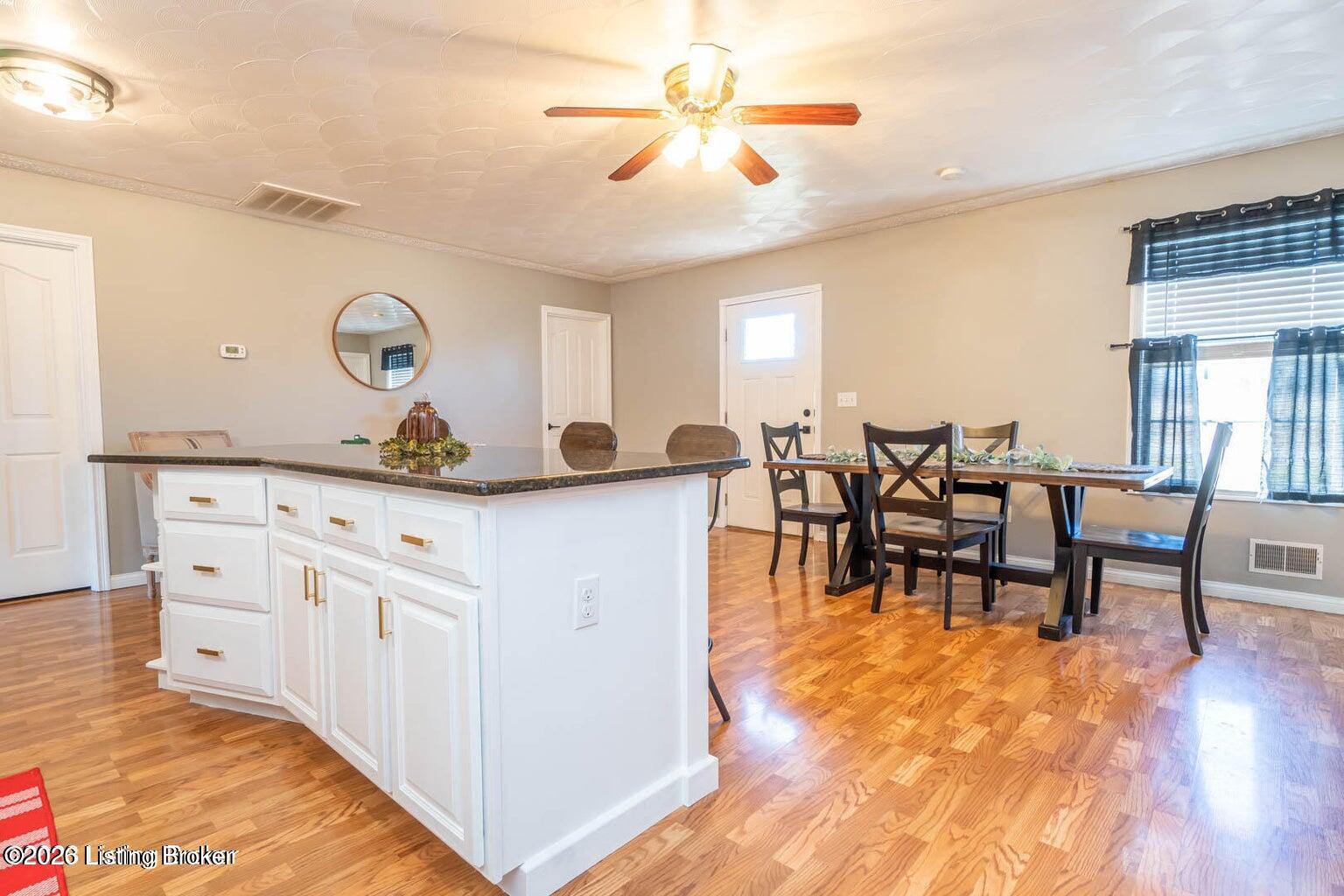 2365 Hall Simpson Road Loretto, KY 40037 - Photo 8 of 40 20230128201859619204000000-o